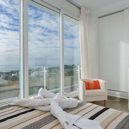Capistrano Blue Uno Nerja